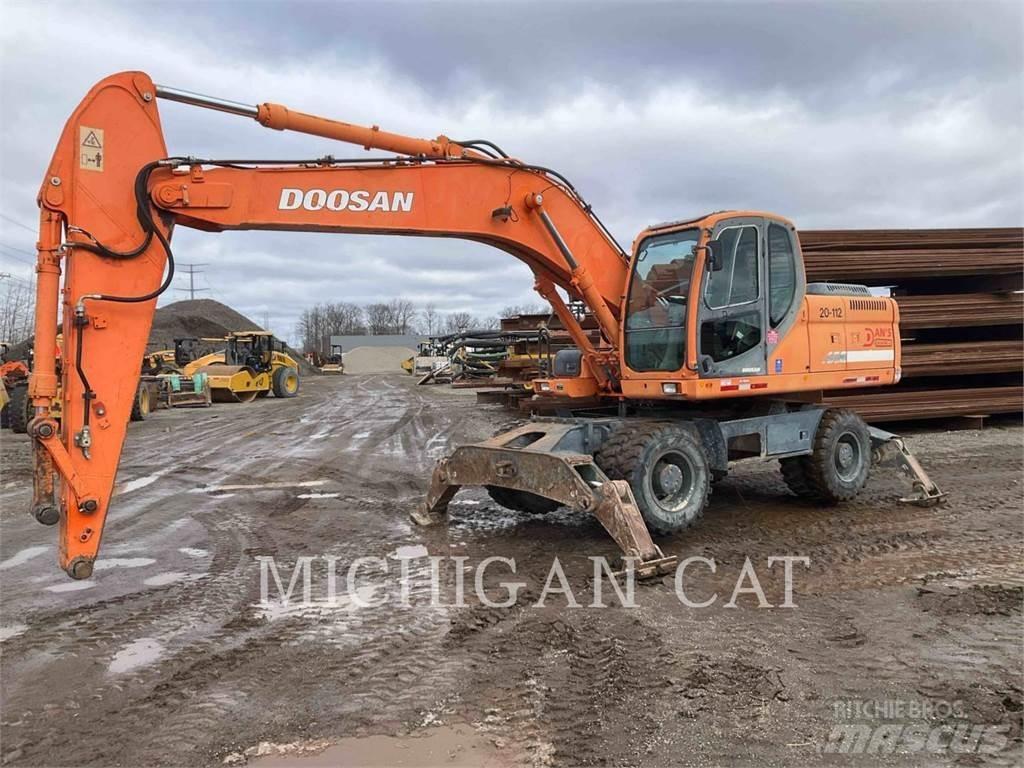 Doosan DX210W Bagri na kolesih