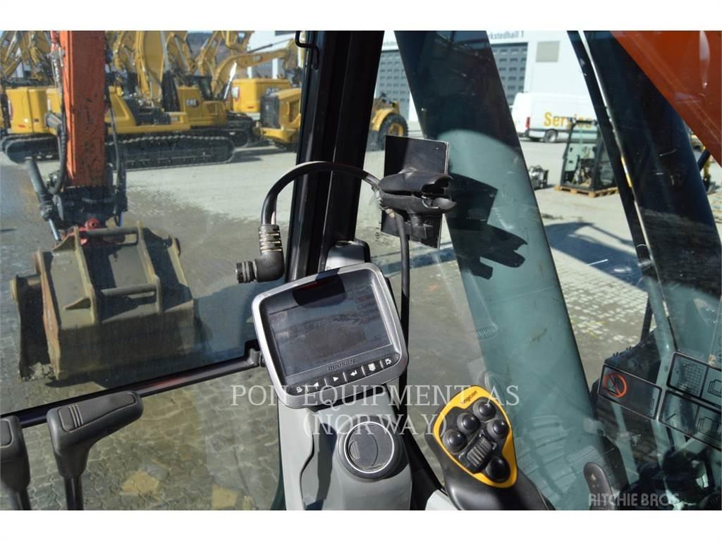 Doosan DX235 Bagri goseničarji