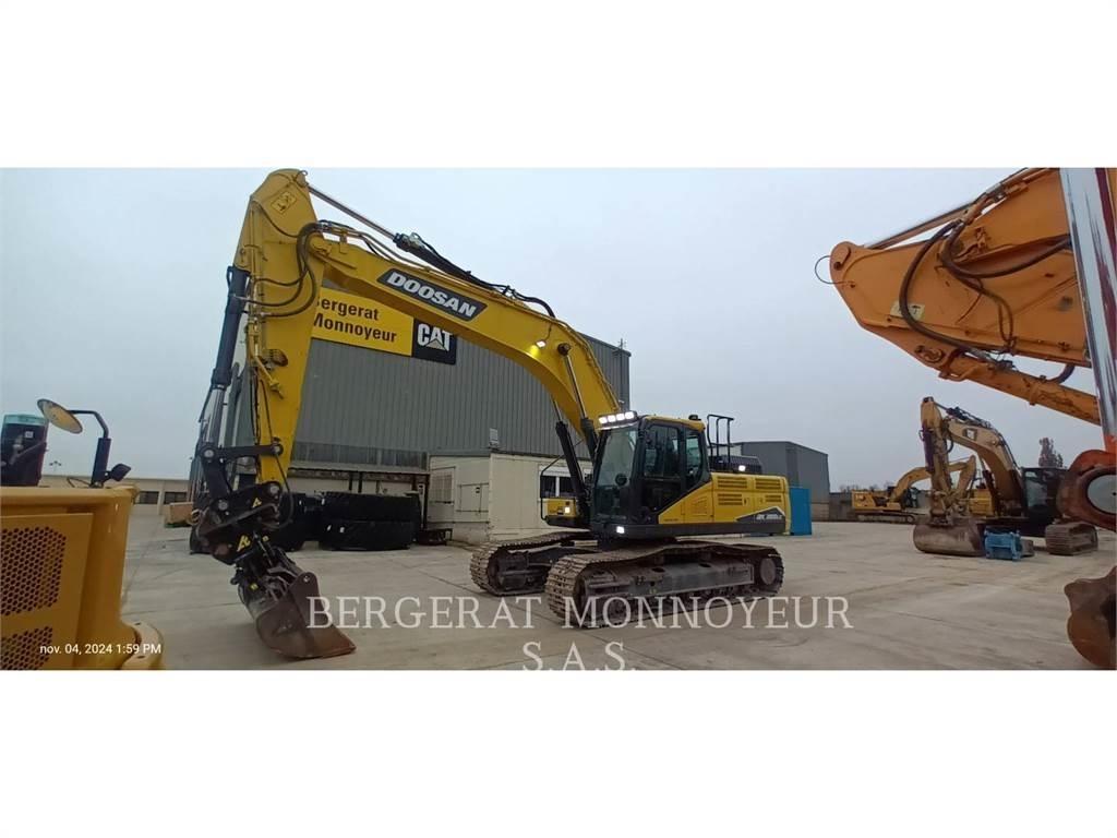 Doosan DX300 Bagri goseničarji