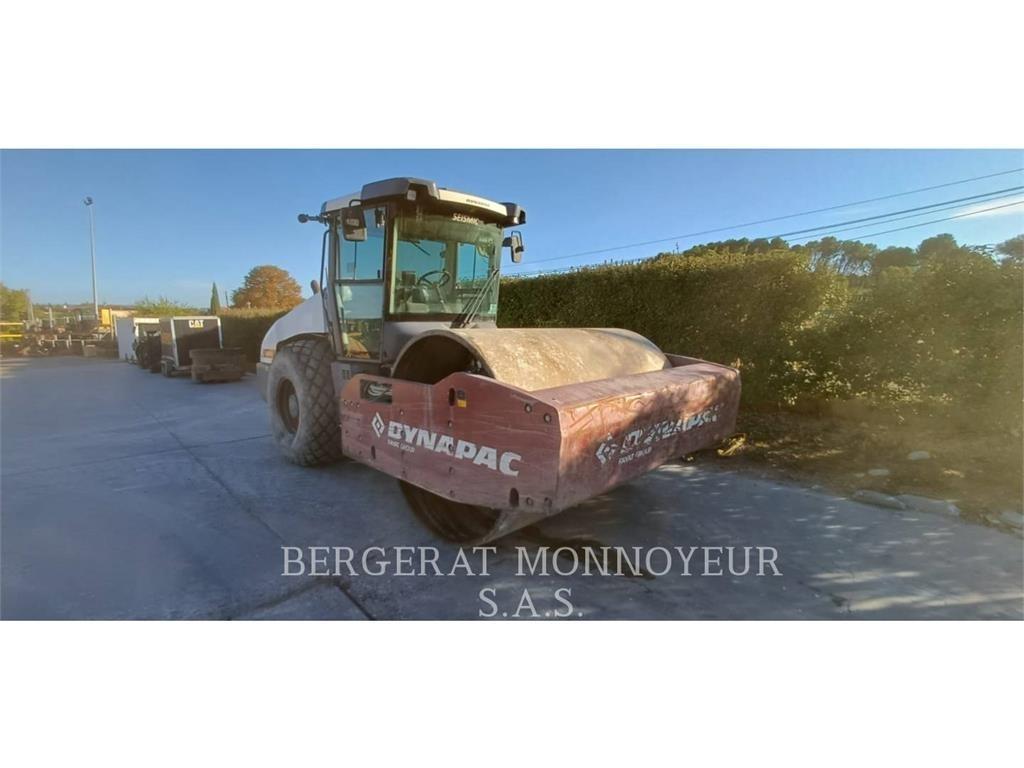 Dynapac CA6000D Kompaktorji tal