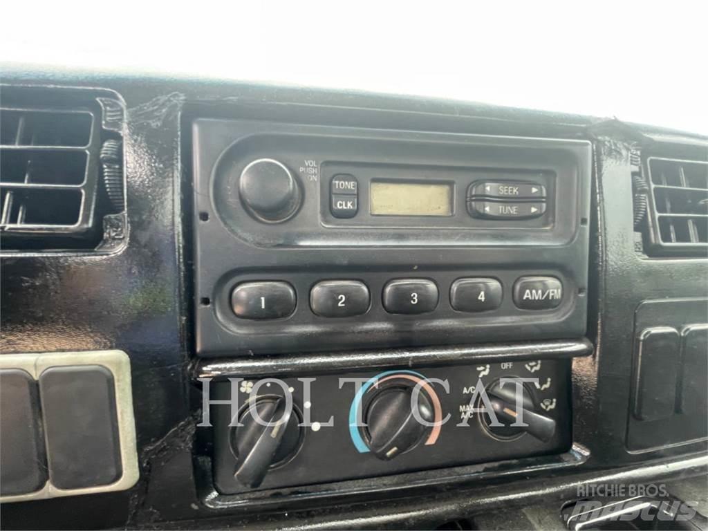 Ford F750 Tovornjaki cisterne