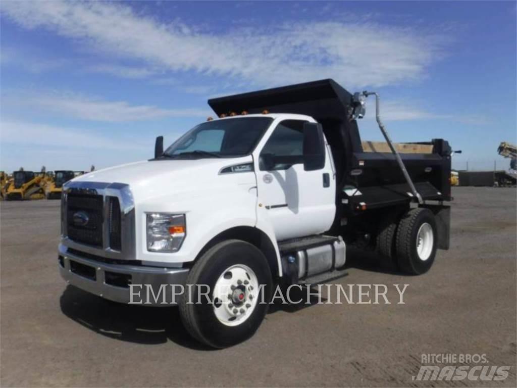 Ford / New Holland F750 Tovornjaki cisterne