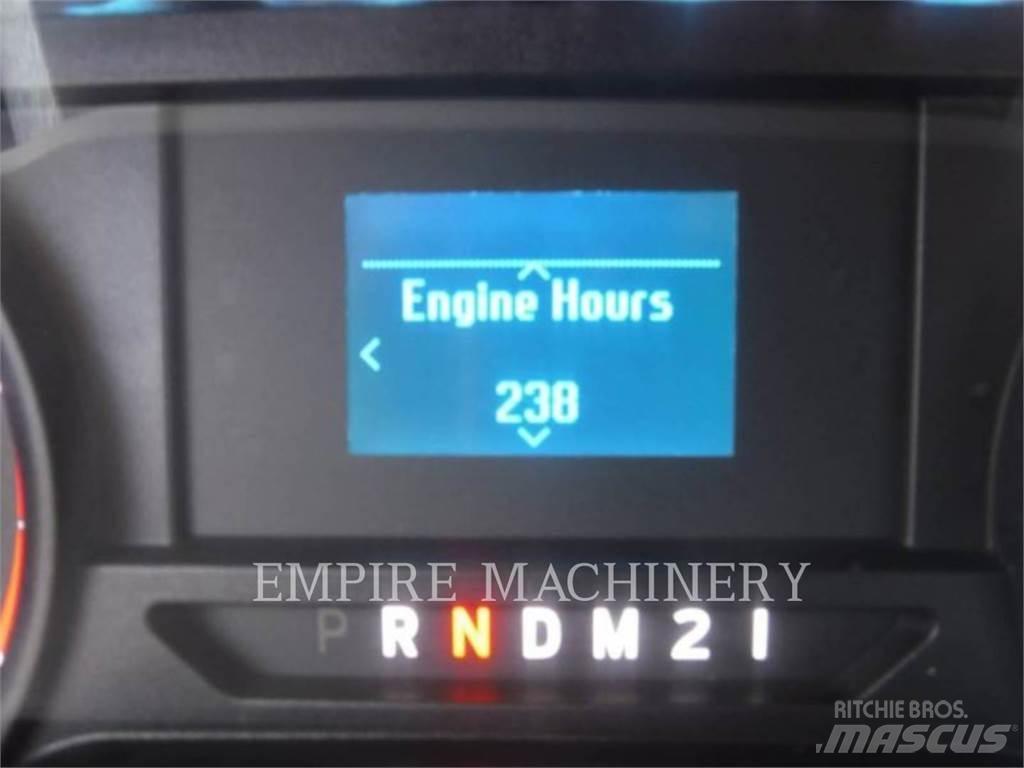 Ford / New Holland F750 Tovornjaki cisterne