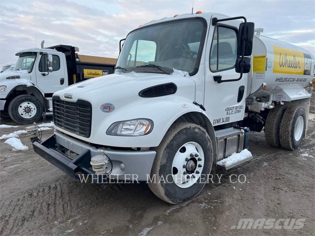 Freightliner WT2000 A Tovornjaki cisterne