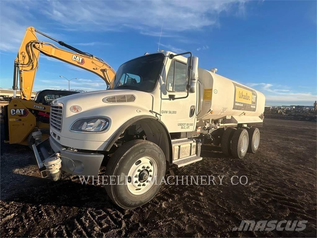 Freightliner WT4000 A Tovornjaki cisterne