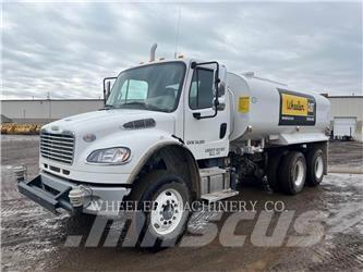 Freightliner WT4000 A Tovornjaki cisterne