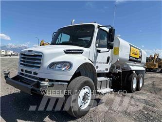 Freightliner WT4000 A Tovornjaki cisterne