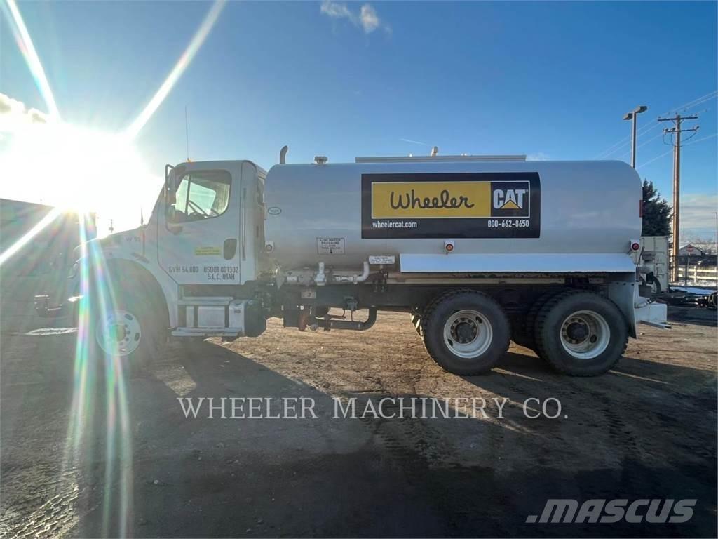 Freightliner WT4000 A Tovornjaki cisterne