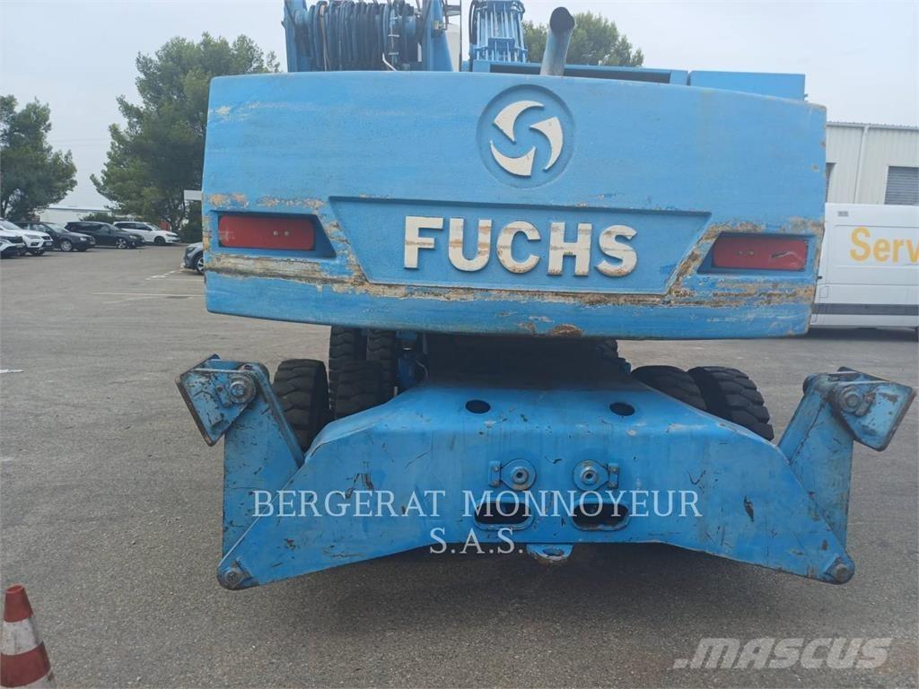 Fuchs MHL320 Bagri na kolesih