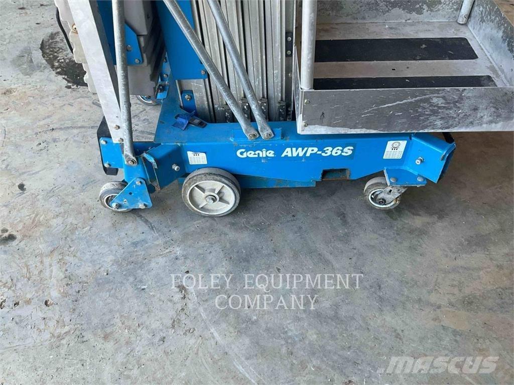 Genie AWP36SDC Škarjaste dvižne ploščadi
