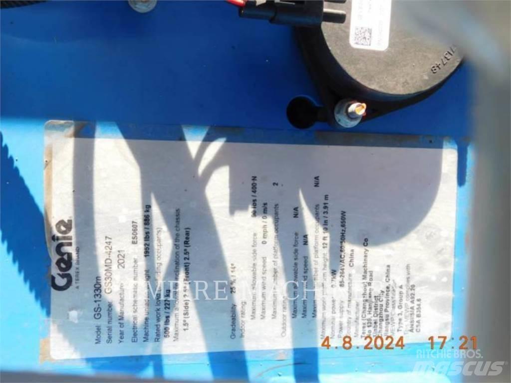 Genie GS1330 Zglobne dvižne ploščadi