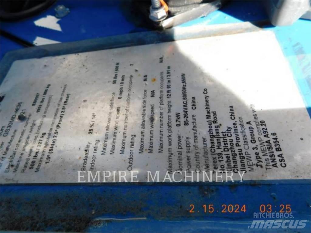 Genie GS1330 Zglobne dvižne ploščadi