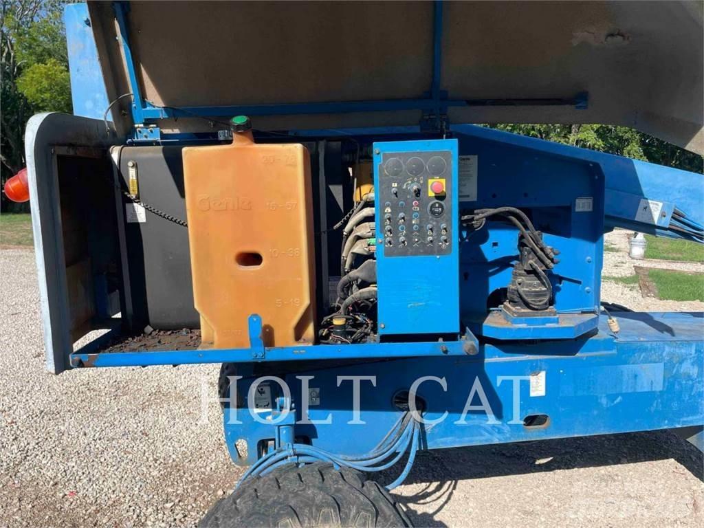 Genie S-40 Zglobne dvižne ploščadi