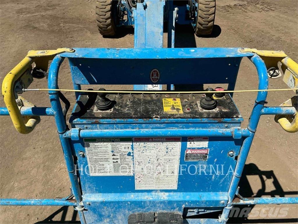 Genie S-45 Zglobne dvižne ploščadi