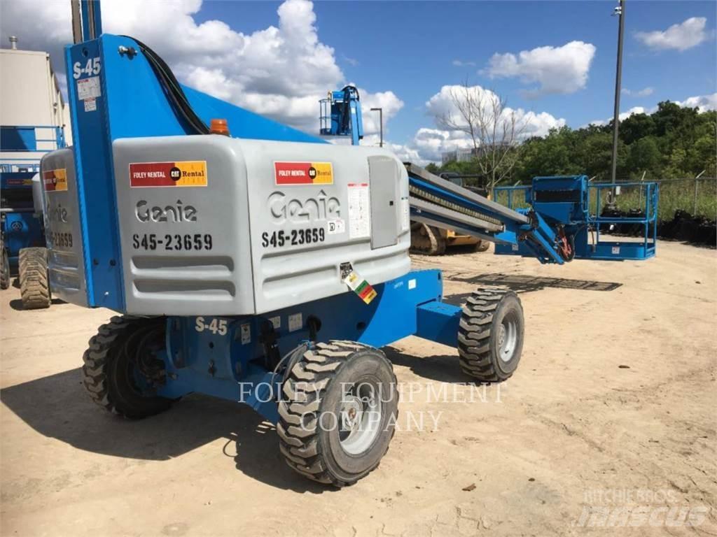 Genie S45D4W Zglobne dvižne ploščadi
