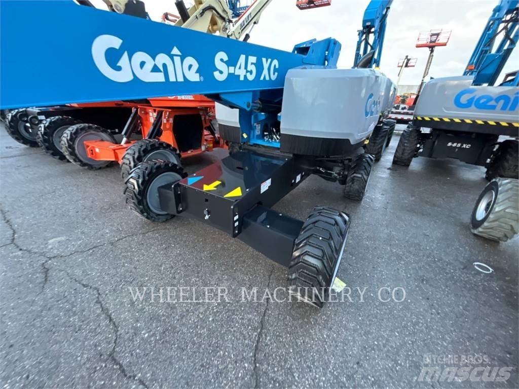 Genie S45XC Zglobne dvižne ploščadi