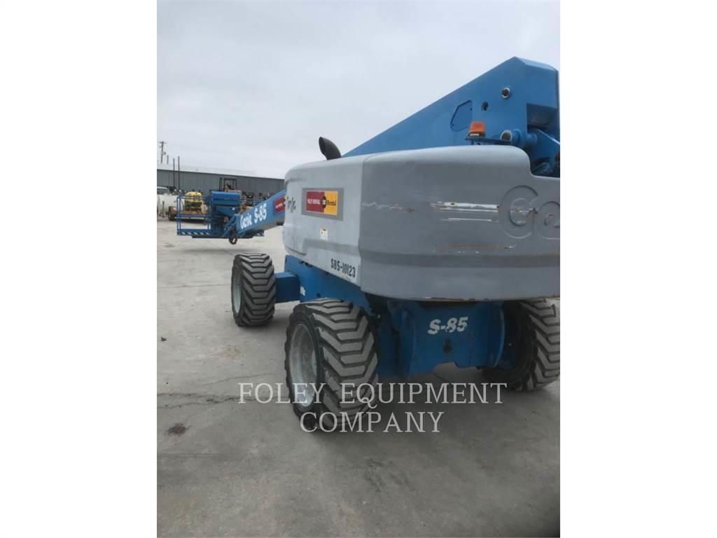 Genie S85D4W Zglobne dvižne ploščadi