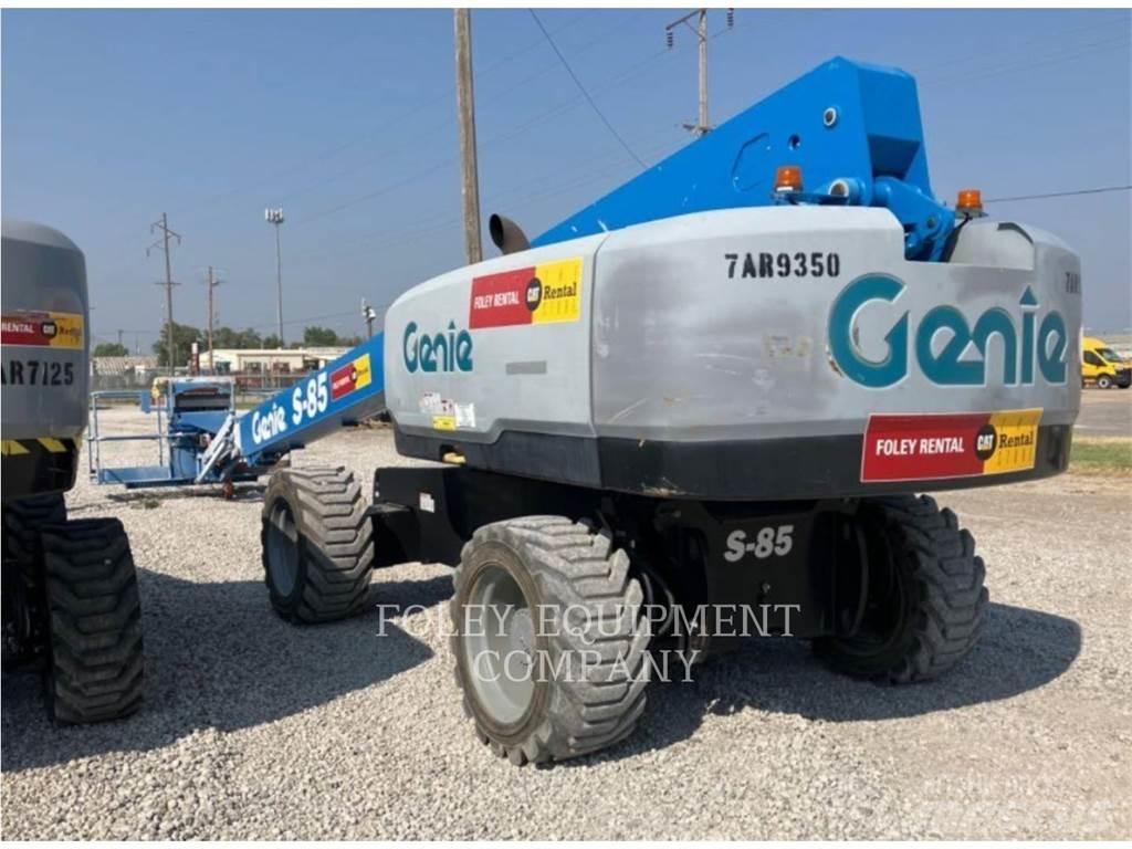 Genie S85D4W Zglobne dvižne ploščadi