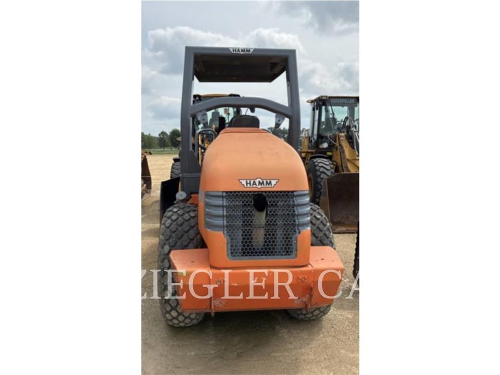 Hamm 3307 SMOOTH Kompaktorji tal