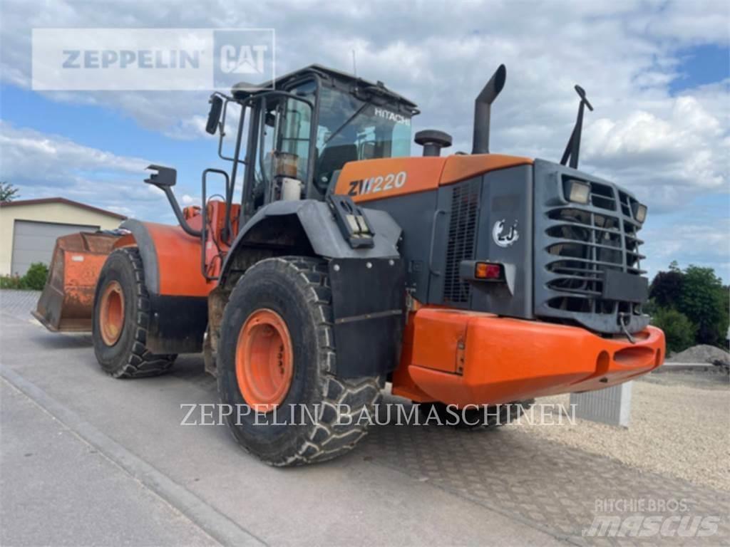 Hitachi ZW220 Kolesni nakladalci