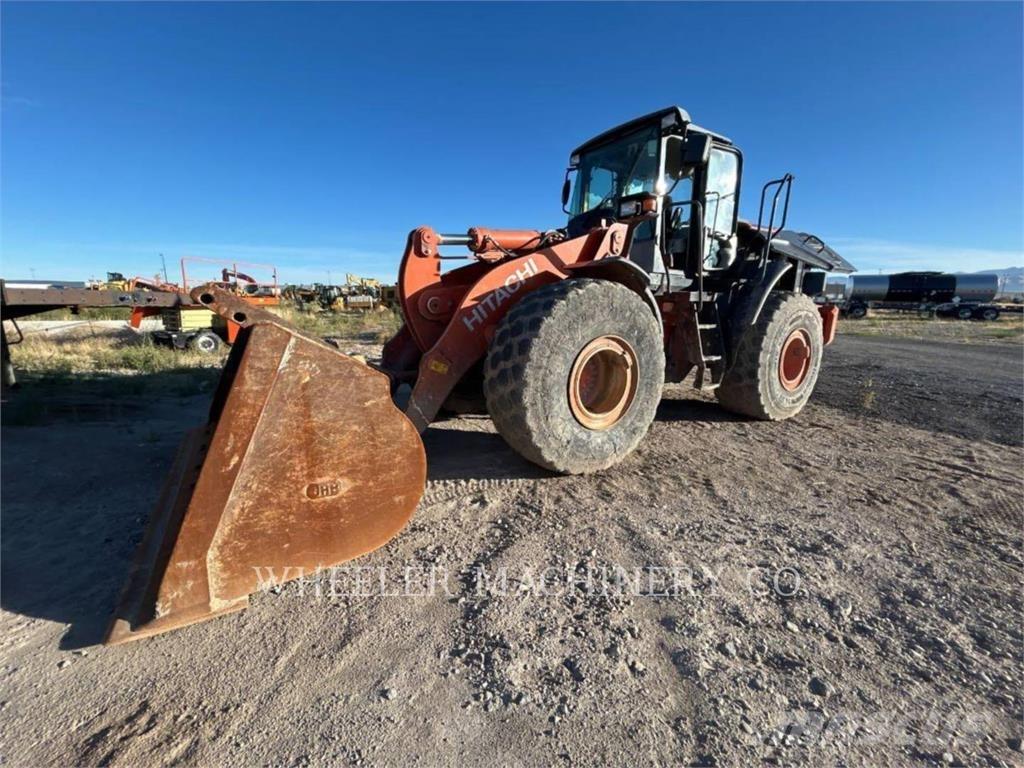 Hitachi ZW250-6 Kolesni nakladalci