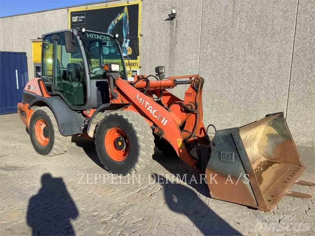 Hitachi ZW95 Kolesni nakladalci