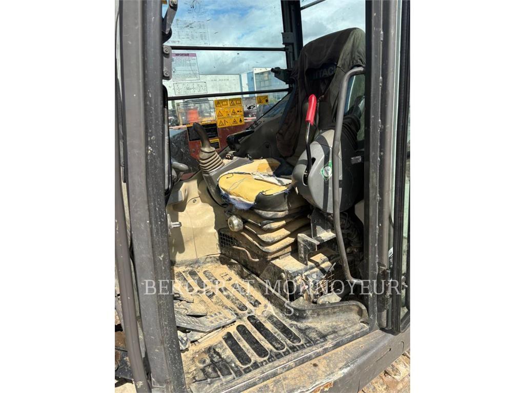 Hitachi ZX85 Bagri goseničarji