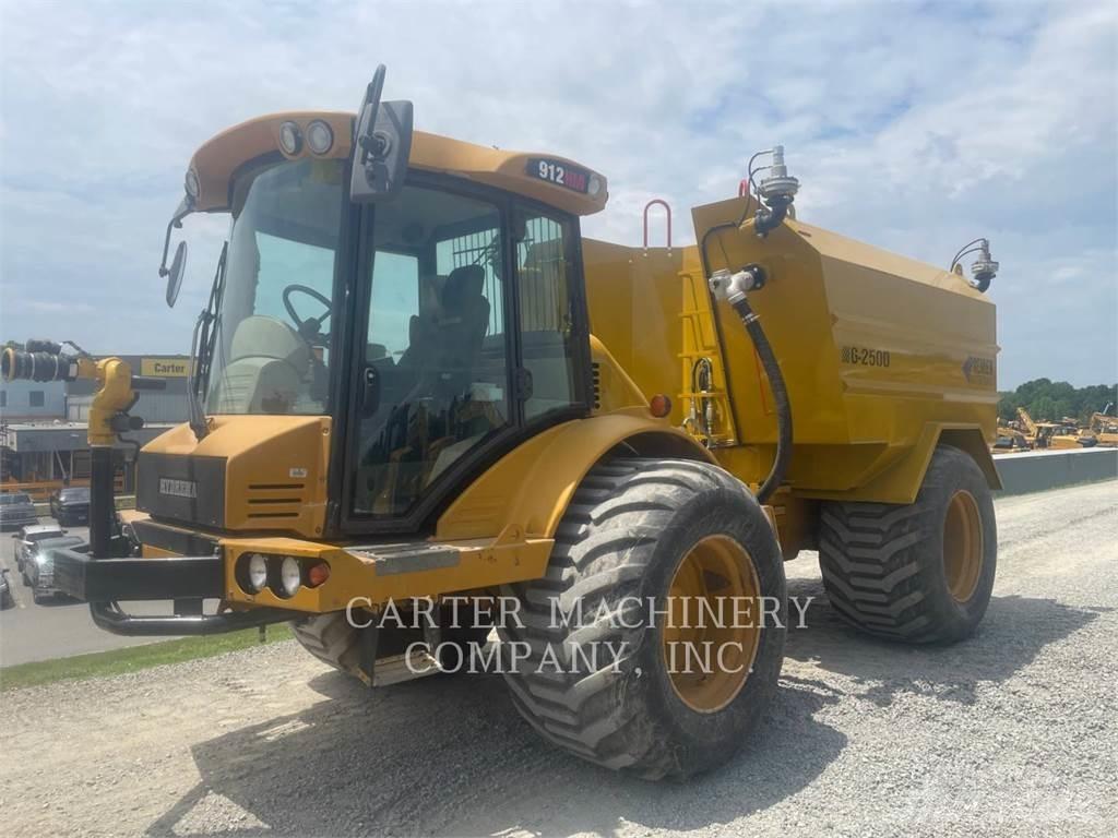 Hydrema HYD 912HM Tovornjaki cisterne