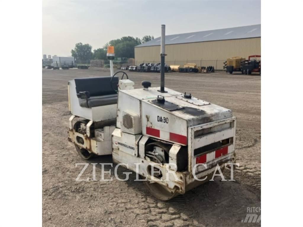 Ingersoll Rand DA30 Kompaktorji tal
