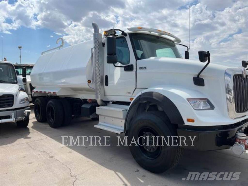 International WATER TRK Motorji