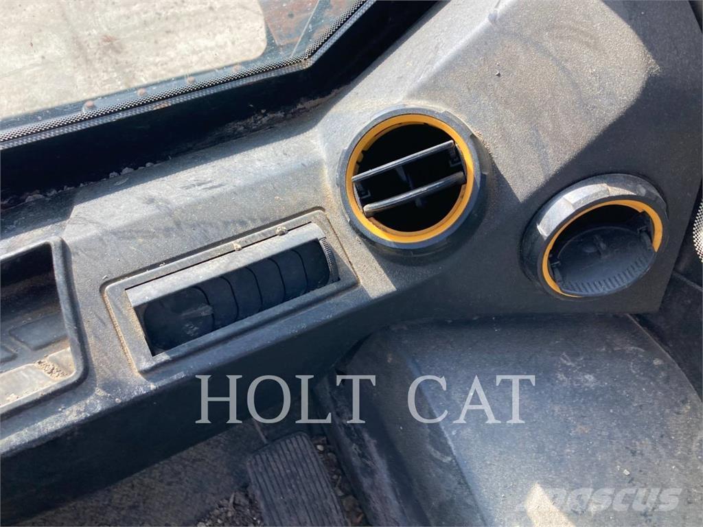 JCB 270T Nakladalci goseničarji
