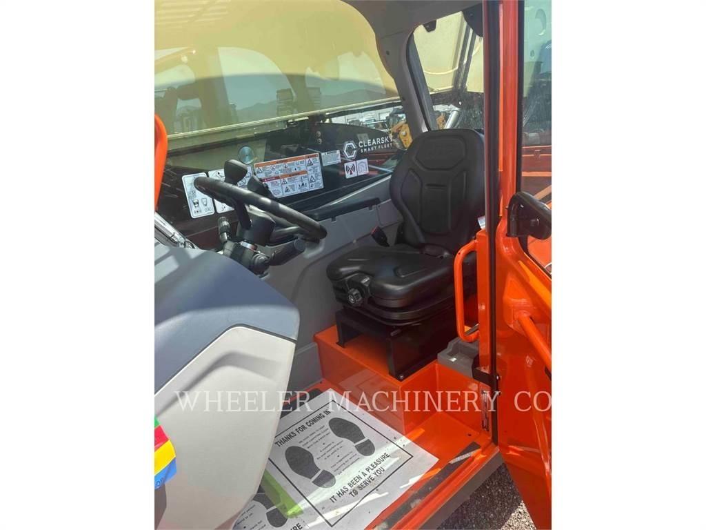 JLG 1055 Teleskopski viličarji