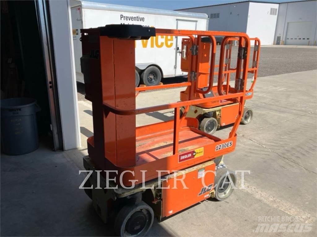 JLG 1230ES Škarjaste dvižne ploščadi