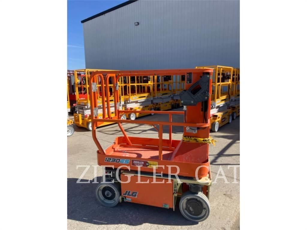 JLG 1230ES Škarjaste dvižne ploščadi