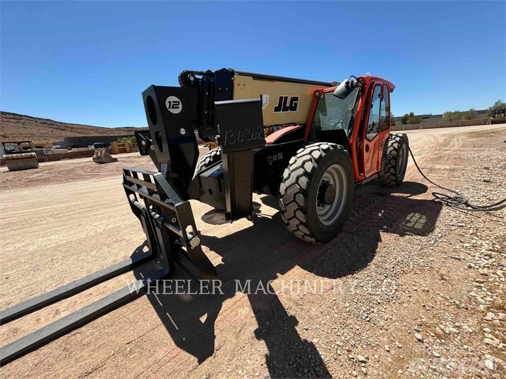 JLG 1255 Teleskopski viličarji