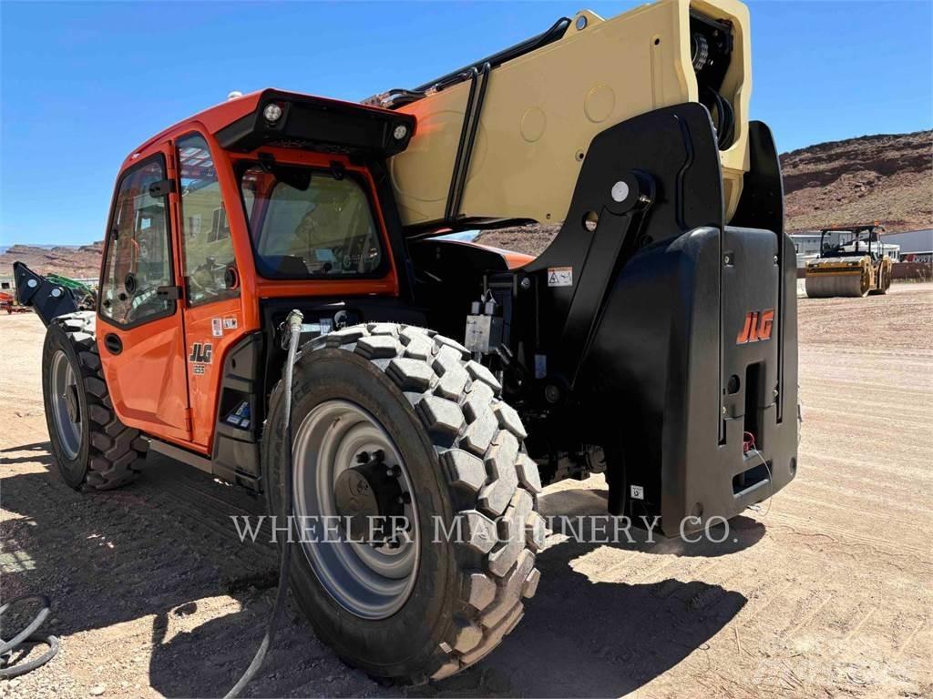 JLG 1255 Teleskopski viličarji