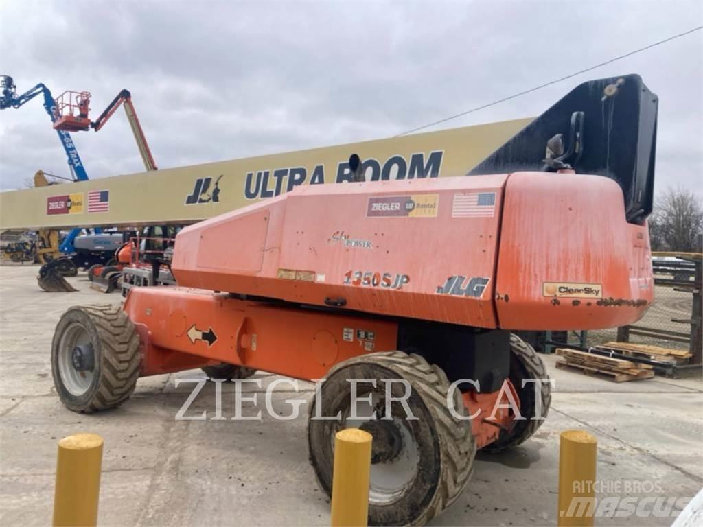 JLG 1350SJP Zglobne dvižne ploščadi