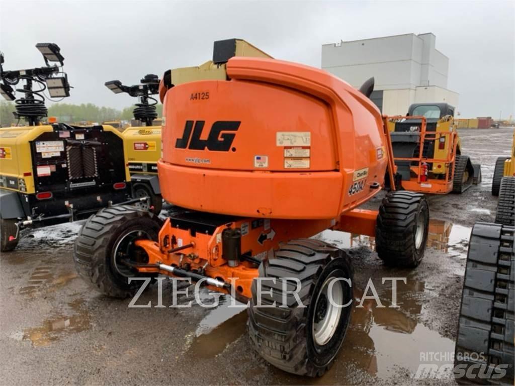 JLG 450AJ Zglobne dvižne ploščadi