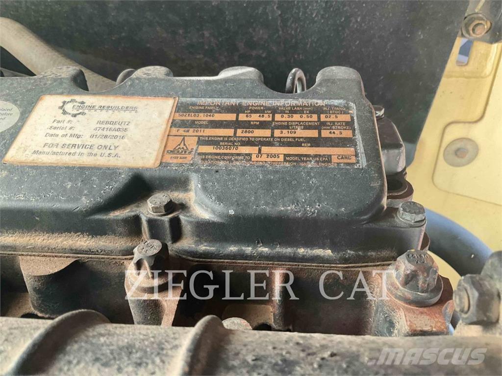 JLG 600S Zglobne dvižne ploščadi