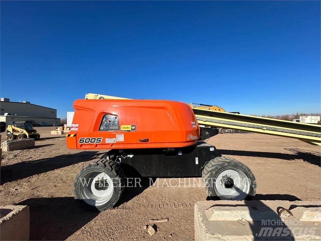 JLG 600S SP Zglobne dvižne ploščadi