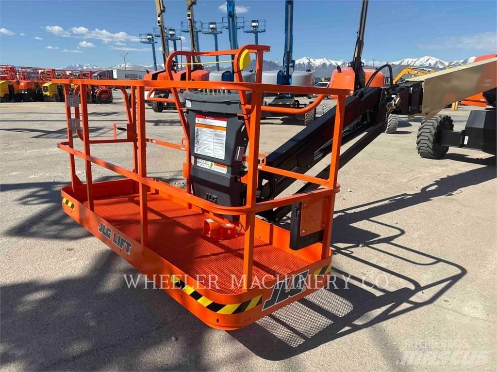 JLG 660SJ Zglobne dvižne ploščadi
