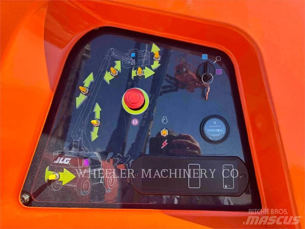 JLG 660SJ Zglobne dvižne ploščadi