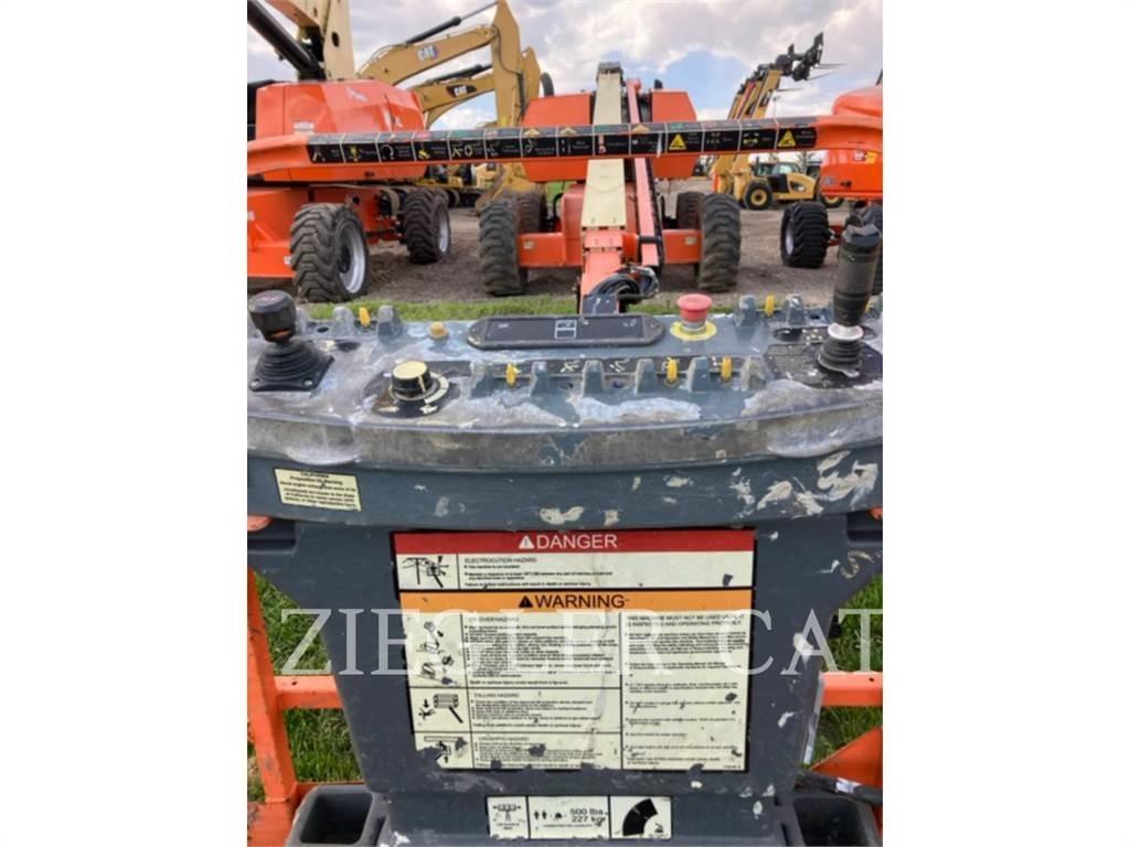 JLG 660SJ Zglobne dvižne ploščadi