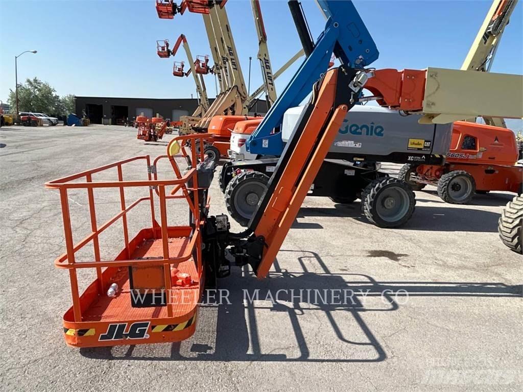 JLG 660SJ SP Zglobne dvižne ploščadi