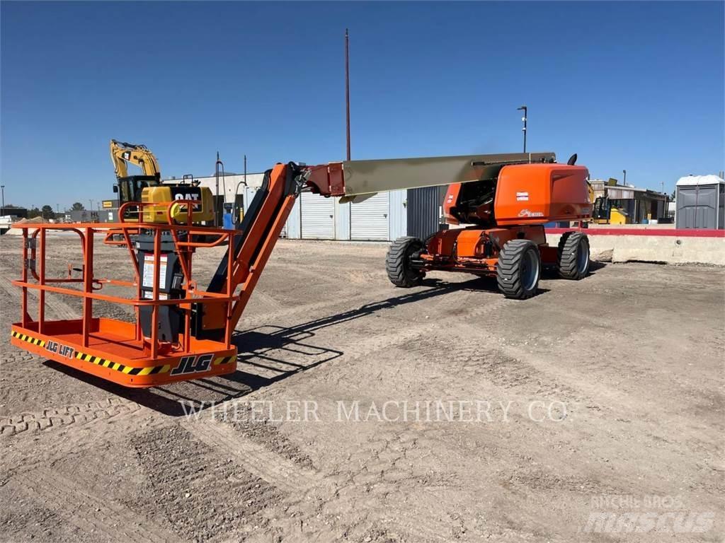 JLG 660SJ SP Zglobne dvižne ploščadi