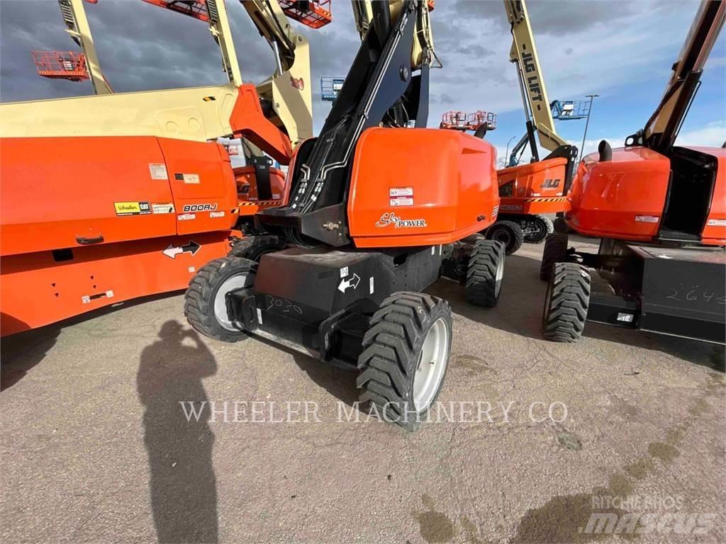 JLG 660SJ SP Zglobne dvižne ploščadi