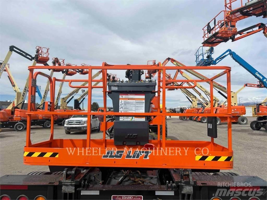 JLG 660SJ SP Zglobne dvižne ploščadi