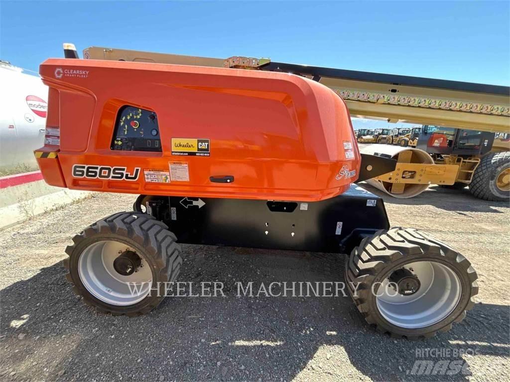 JLG 660SJ SP Zglobne dvižne ploščadi