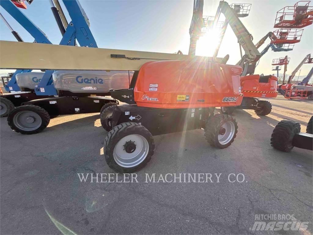 JLG 660SJ SP Zglobne dvižne ploščadi