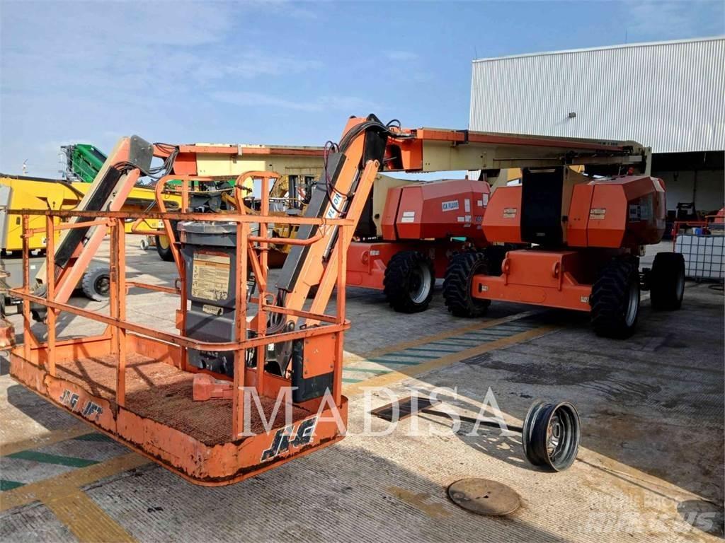 JLG 800 AJ Zglobne dvižne ploščadi